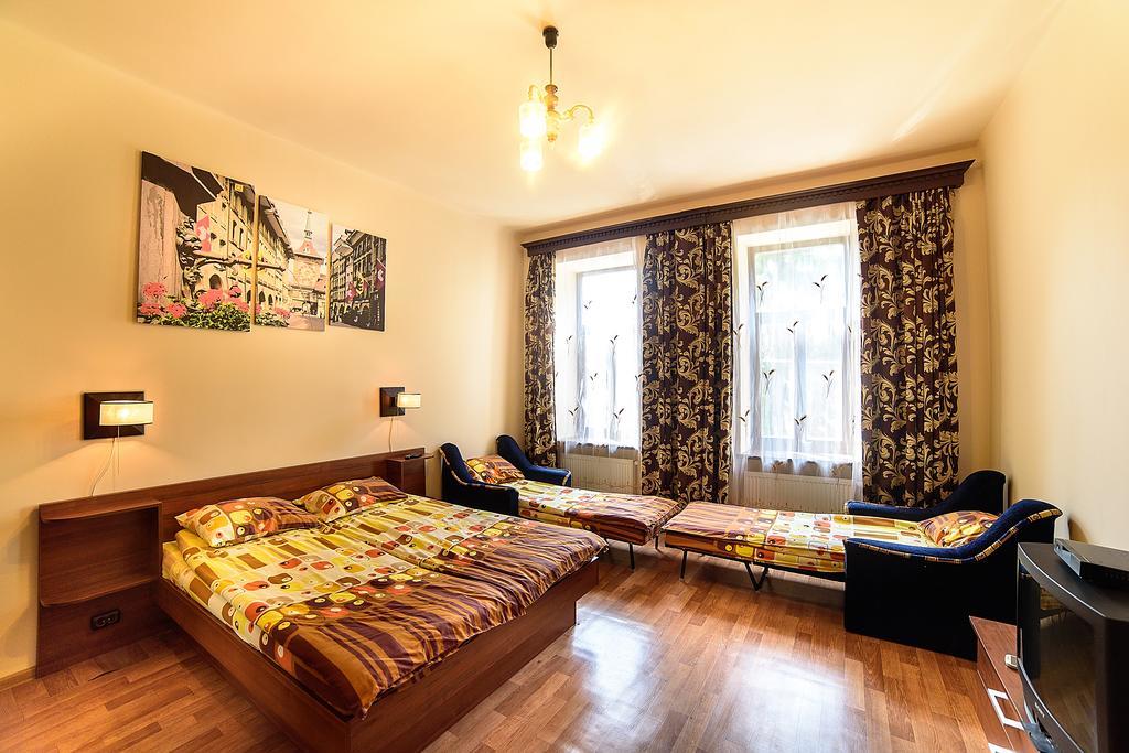 Apartments Nekrasova-Rufa 23 Lviv Exterior foto
